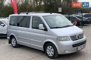 Минивэн Volkswagen Transporter 2009 в 