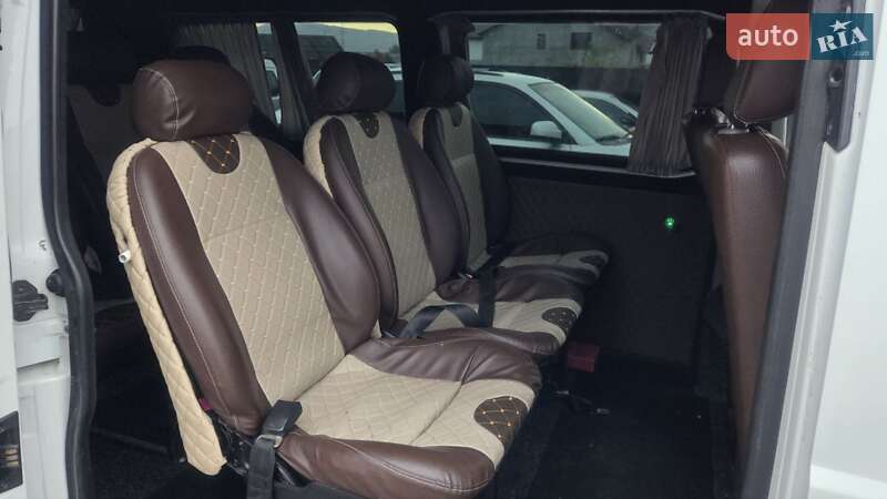 Мінівен Volkswagen Transporter 2005 в Тячеві