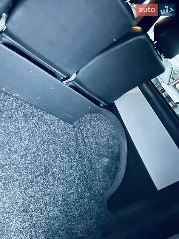 Минивэн Volkswagen Transporter 2010 в Грушево фото 11 Минивэн Volkswagen Transporter 2010 в Грушево