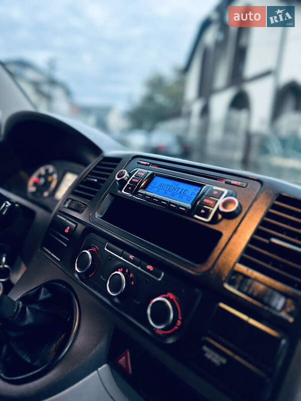 Минивэн Volkswagen Transporter 2010 в Грушево фото 38 Минивэн Volkswagen Transporter 2010 в Грушево