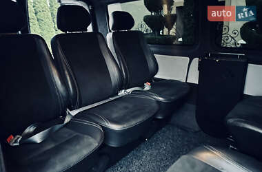 Минивэн Volkswagen Transporter 2010 в 