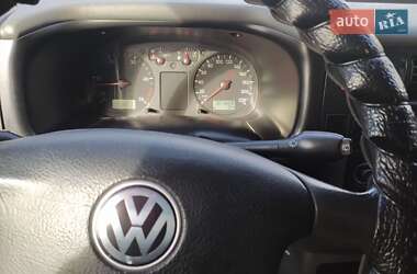 Минивэн Volkswagen Transporter 2002 в 