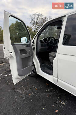Минивэн Volkswagen Transporter 2006 в 
