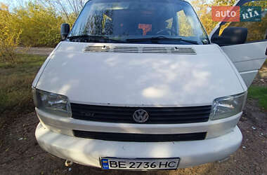Минивэн Volkswagen Transporter 2000 в 