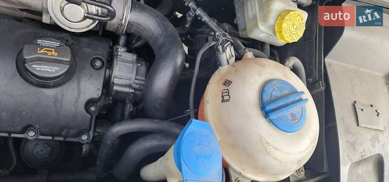 Мінівен Volkswagen Transporter 2005 в Черкасах фото 11 Мінівен Volkswagen Transporter 2005 в Черкасах