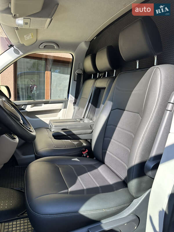 Грузовой фургон Volkswagen Transporter 2016 в Золочеве фото 23 Грузовой фургон Volkswagen Transporter 2016 в Золочеве