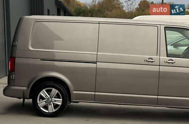 Грузовой фургон Volkswagen Transporter 2019 в  фото 14 Грузовой фургон Volkswagen Transporter 2019 в