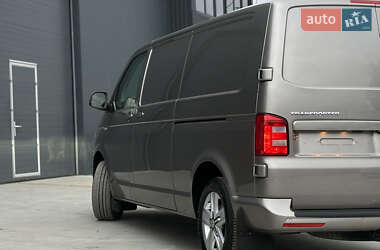 Грузовой фургон Volkswagen Transporter 2019 в  фото 32 Грузовой фургон Volkswagen Transporter 2019 в