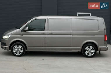 Грузовой фургон Volkswagen Transporter 2019 в  фото 67 Грузовой фургон Volkswagen Transporter 2019 в