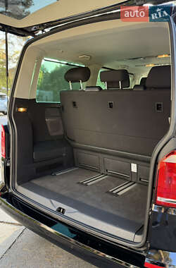 Минивэн Volkswagen Transporter 2017 в 