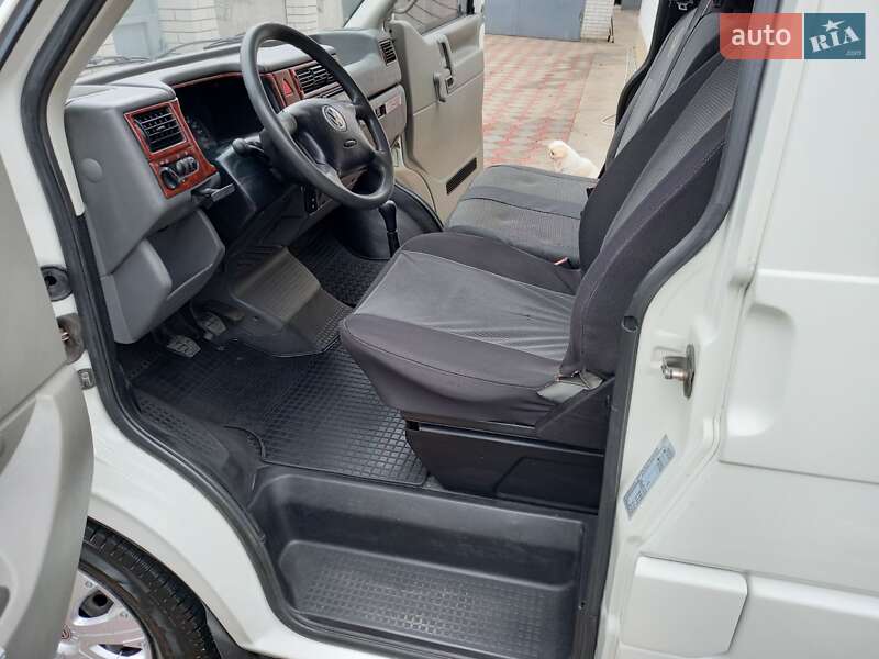 Минивэн Volkswagen Transporter 1999 в Прилуках фото 3 Минивэн Volkswagen Transporter 1999 в Прилуках