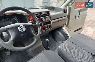 Минивэн Volkswagen Transporter 1999 в  фото 7 Минивэн Volkswagen Transporter 1999 в