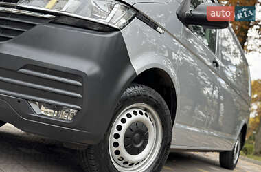 Грузовой фургон Volkswagen Transporter 2021 в 