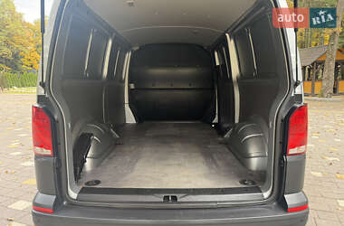 Грузовой фургон Volkswagen Transporter 2021 в 