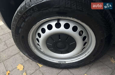 Грузовой фургон Volkswagen Transporter 2021 в 