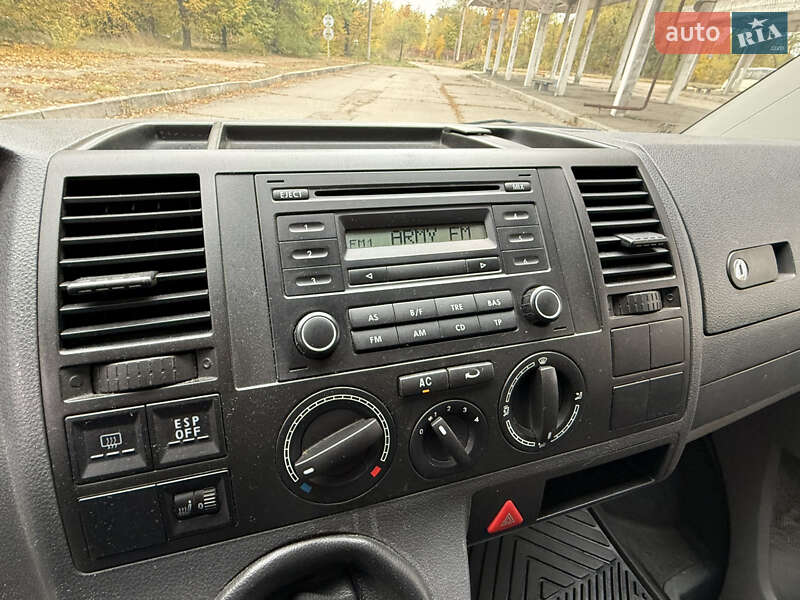 Минивэн Volkswagen Transporter 2008 в Смеле