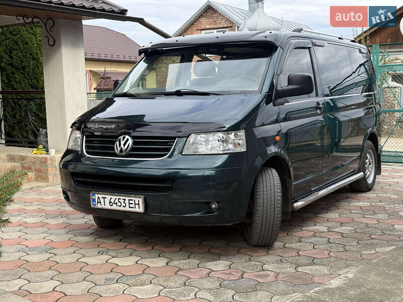 Мінівен Volkswagen Transporter 2005 в Снятині