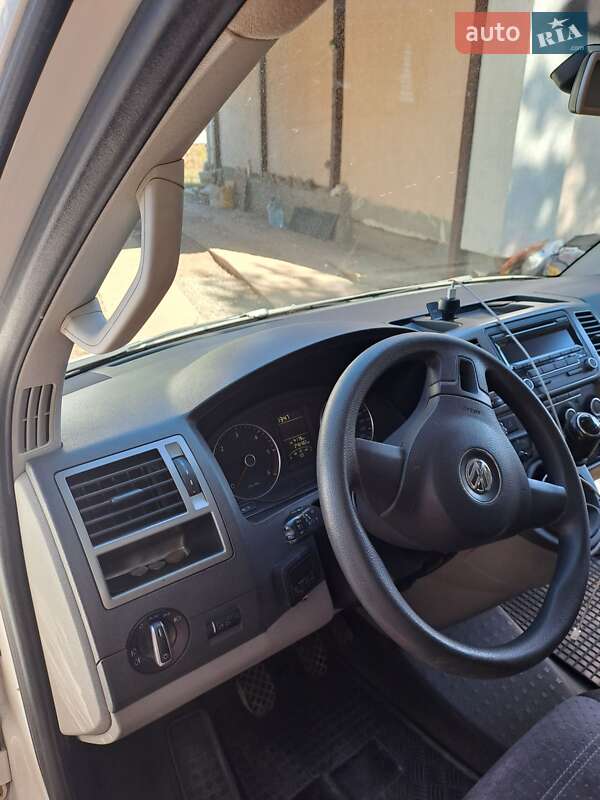 Минивэн Volkswagen Transporter 2014 в Киеве фото 15 Минивэн Volkswagen Transporter 2014 в Киеве