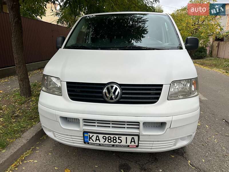 Грузовой фургон Volkswagen Transporter 2007 в Киеве