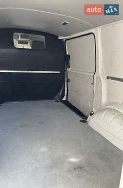 Вантажний фургон Volkswagen Transporter 2015 в  фото 7 Вантажний фургон Volkswagen Transporter 2015 в