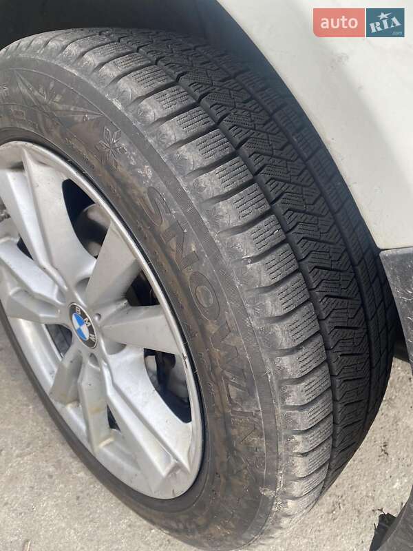 Вантажний фургон Volkswagen Transporter 2004 в Запоріжжі