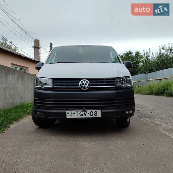 Мінівен Volkswagen Transporter 2017 в Борисполі