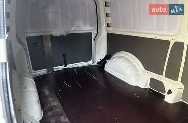 Грузовой фургон Volkswagen Transporter 2020 в 