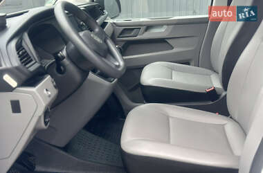 Грузовой фургон Volkswagen Transporter 2023 в  фото 44 Грузовой фургон Volkswagen Transporter 2023 в