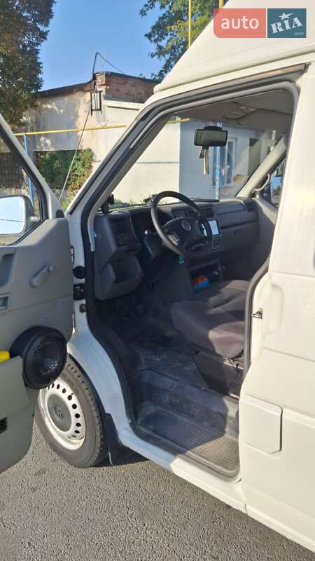 Грузовой фургон Volkswagen Transporter 2001 в Харькове
