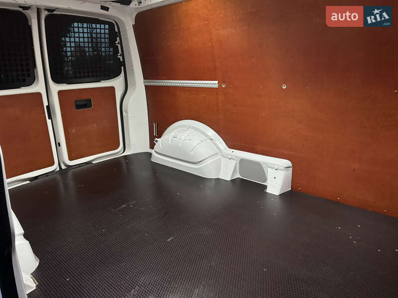 Вантажний фургон Volkswagen Transporter 2018 в Рівному фото 46 Вантажний фургон Volkswagen Transporter 2018 в Рівному