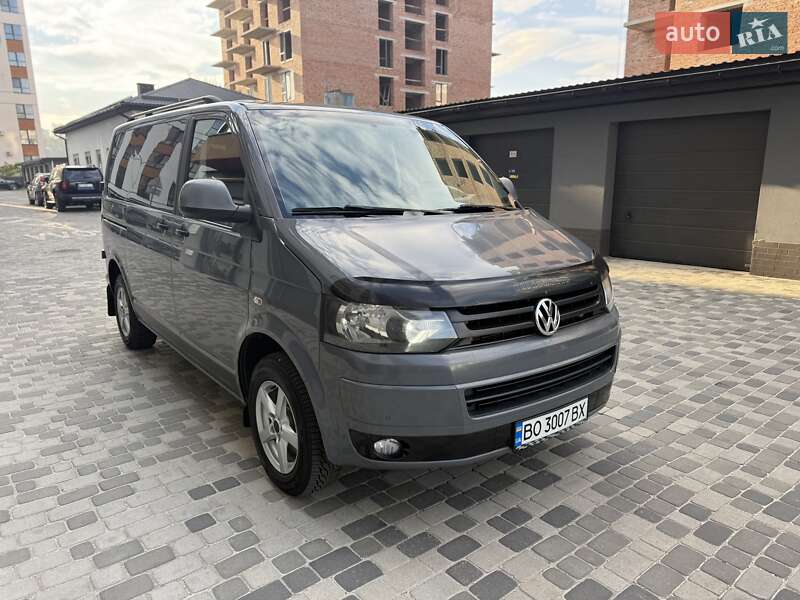 Минивэн Volkswagen Transporter 2014 в Ивано-Франковске