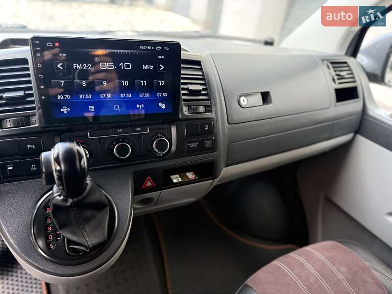 Минивэн Volkswagen Transporter 2014 в Ивано-Франковске