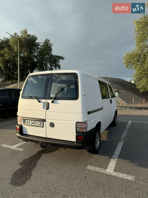 Мінівен Volkswagen Transporter 2003 в Києві фото 5 Мінівен Volkswagen Transporter 2003 в Києві