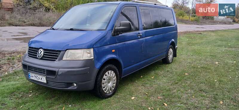 Минивэн Volkswagen Transporter 2007 в Градижске