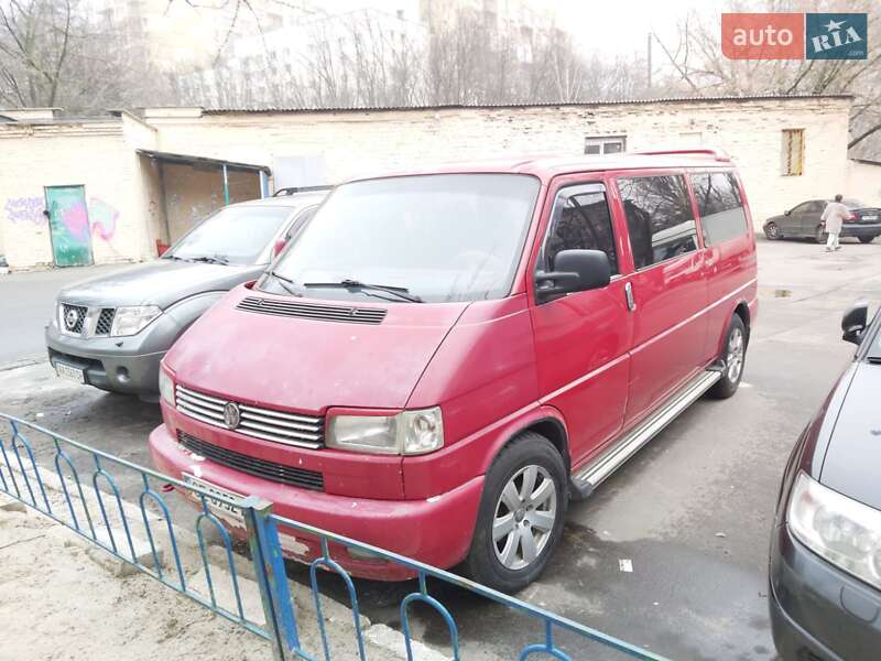 Минивэн Volkswagen Transporter 2003 в Черновцах