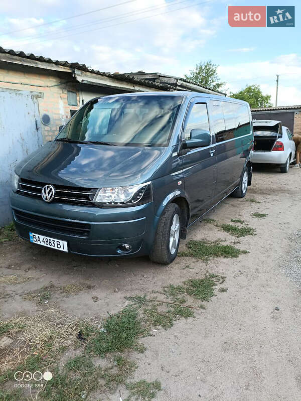 Мінівен Volkswagen Transporter 2006 в Кропивницькому фото Мінівен Volkswagen Transporter 2006 в Кропивницькому