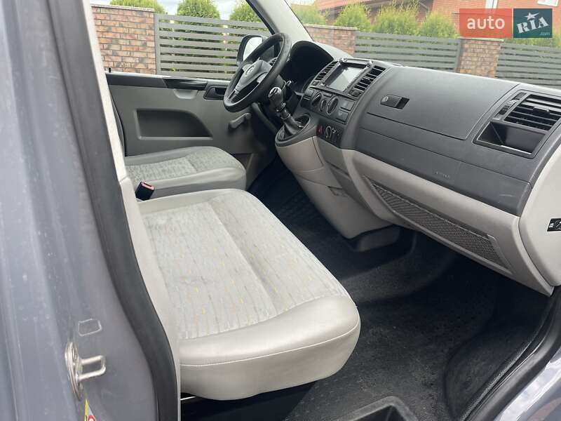 Мінівен Volkswagen Transporter 2013 в Луцьку фото 10 Мінівен Volkswagen Transporter 2013 в Луцьку