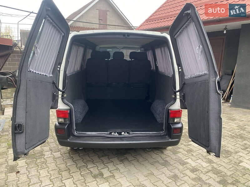 Минивэн Volkswagen Transporter 2002 в Костополе
