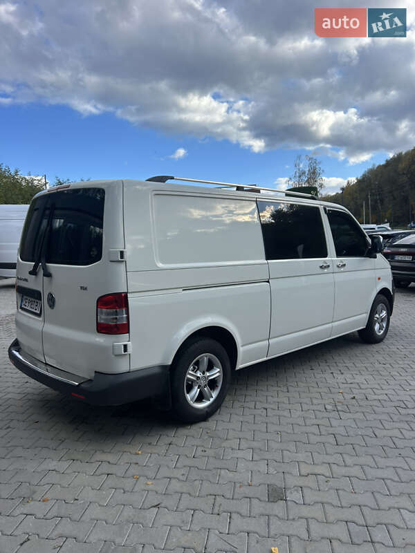Минивэн Volkswagen Transporter 2006 в Черновцах фото 4 Минивэн Volkswagen Transporter 2006 в Черновцах