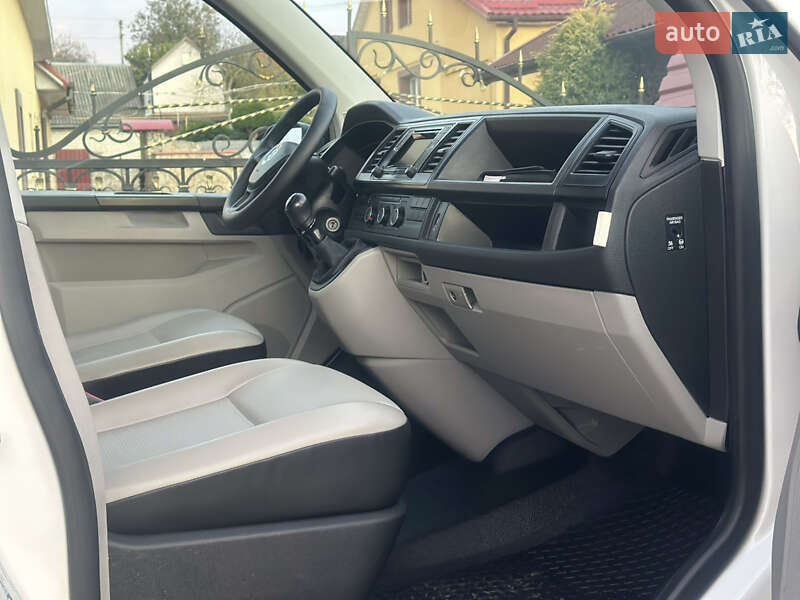 Вантажний фургон Volkswagen Transporter 2016 в Дубні фото 31 Вантажний фургон Volkswagen Transporter 2016 в Дубні