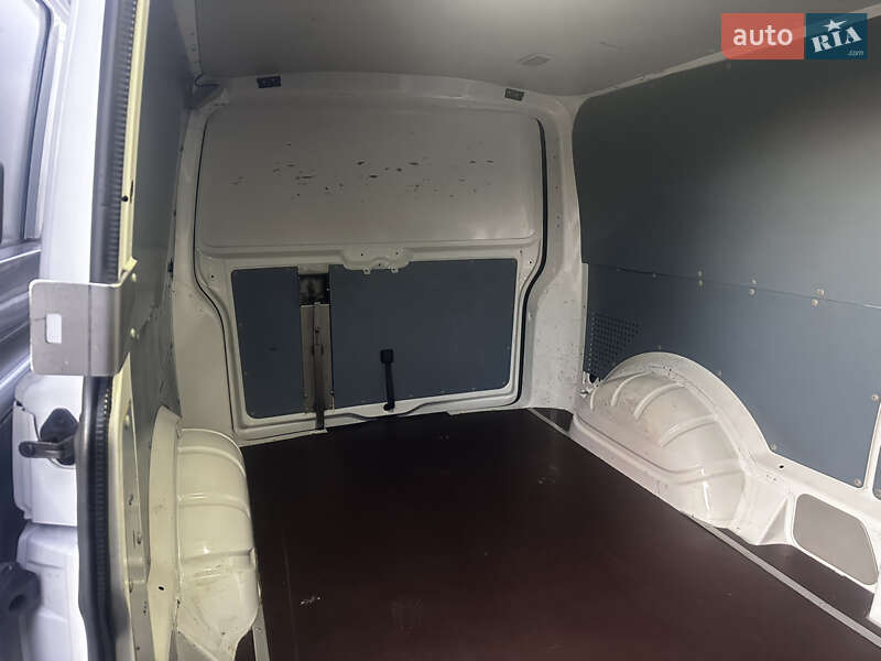 Вантажний фургон Volkswagen Transporter 2016 в Дубні фото 45 Вантажний фургон Volkswagen Transporter 2016 в Дубні