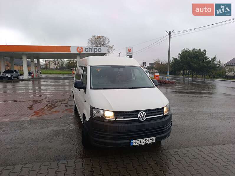 Минивэн Volkswagen Transporter 2016 в Мостиске