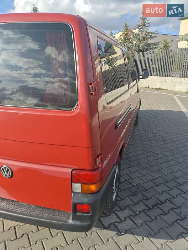 Минивэн Volkswagen Transporter 2003 в Рожище