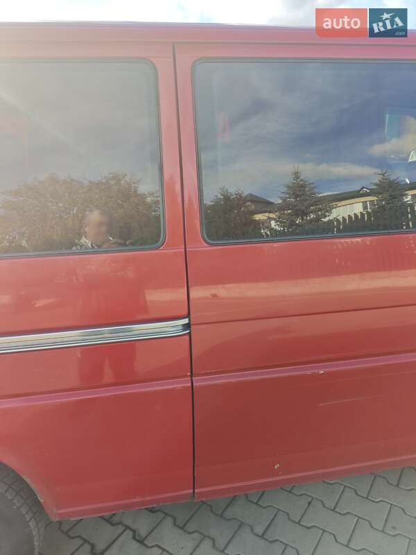 Минивэн Volkswagen Transporter 2003 в Рожище