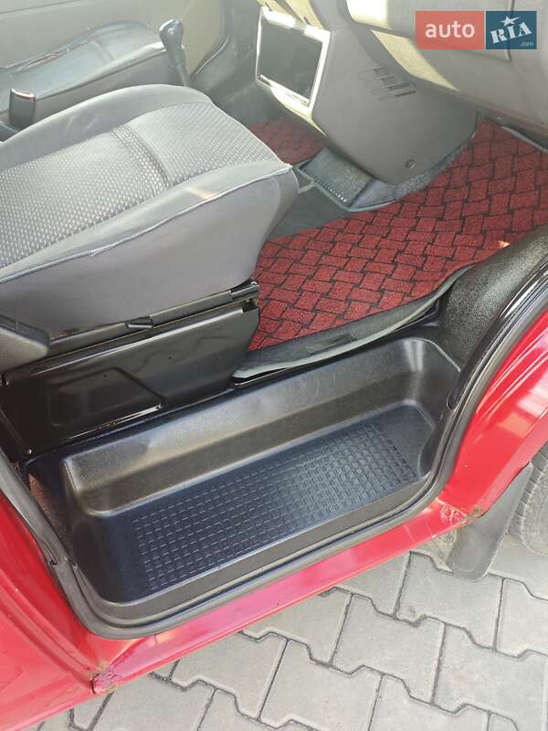 Минивэн Volkswagen Transporter 2003 в Рожище