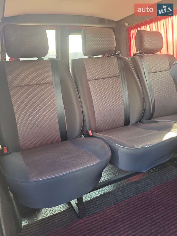 Минивэн Volkswagen Transporter 2003 в Рожище