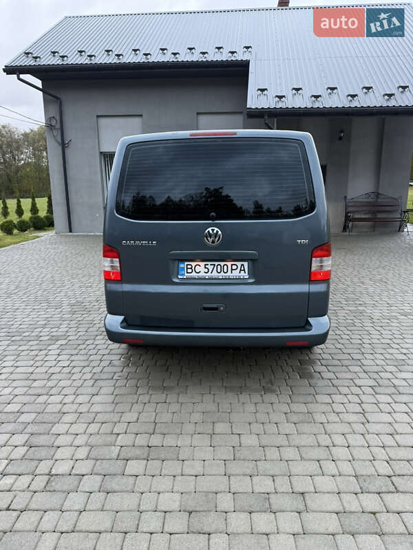 Мінівен Volkswagen Transporter 2008 в Яворові