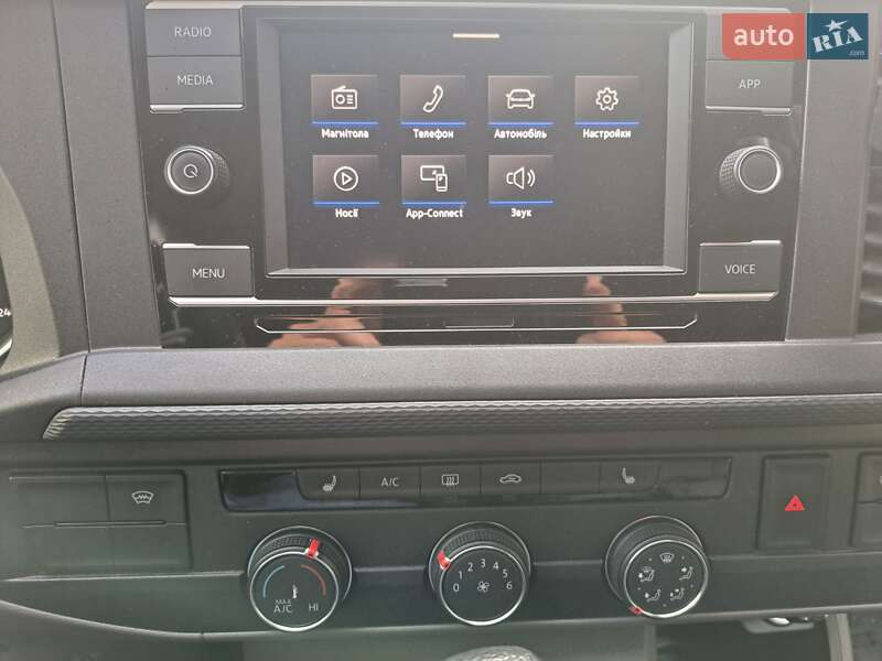 Минивэн Volkswagen Transporter 2021 в Буче