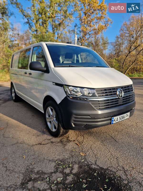 Мінівен Volkswagen Transporter 2021 в Києві