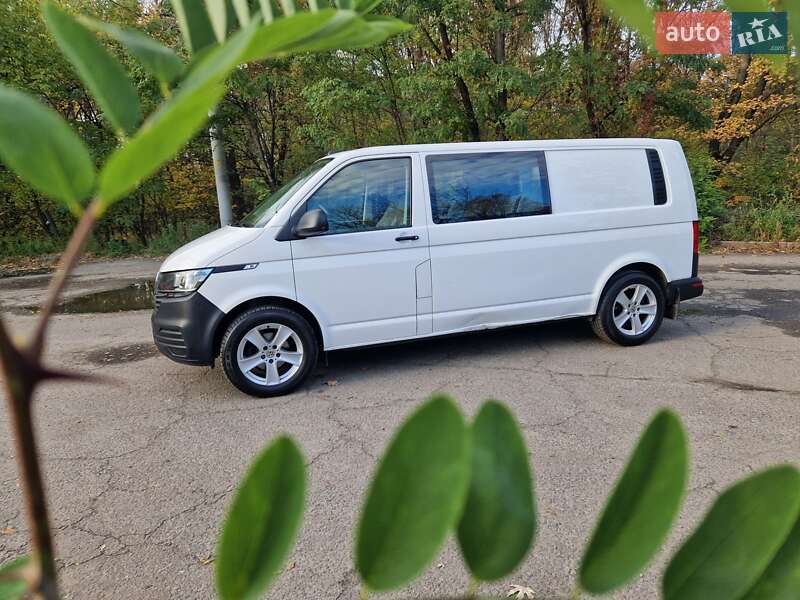Мінівен Volkswagen Transporter 2021 в Києві